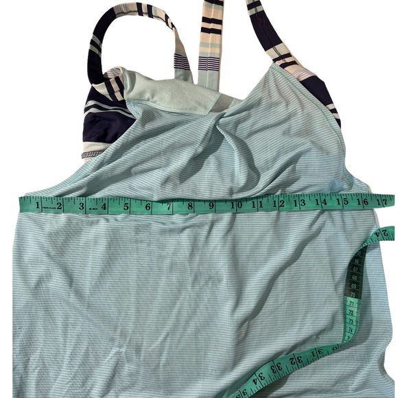 Lululemon Practice Freely Tank size 6 - Picture 13 of 16